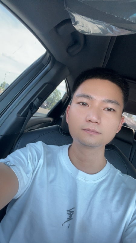 小江的第一张照片--父母相亲团