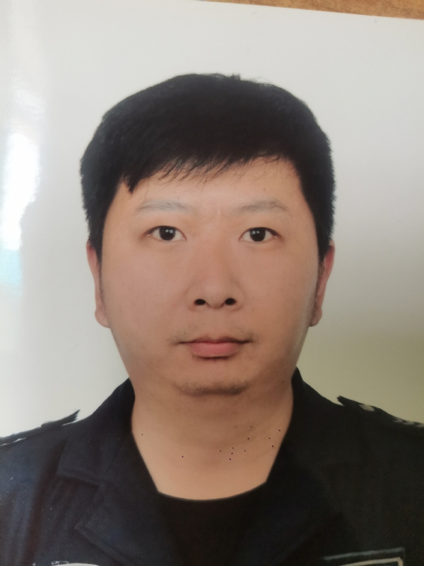 吕嘉的第一张照片--父母相亲团
