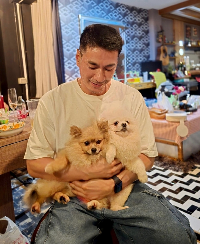 李天旭的第二张照片--父母相亲团