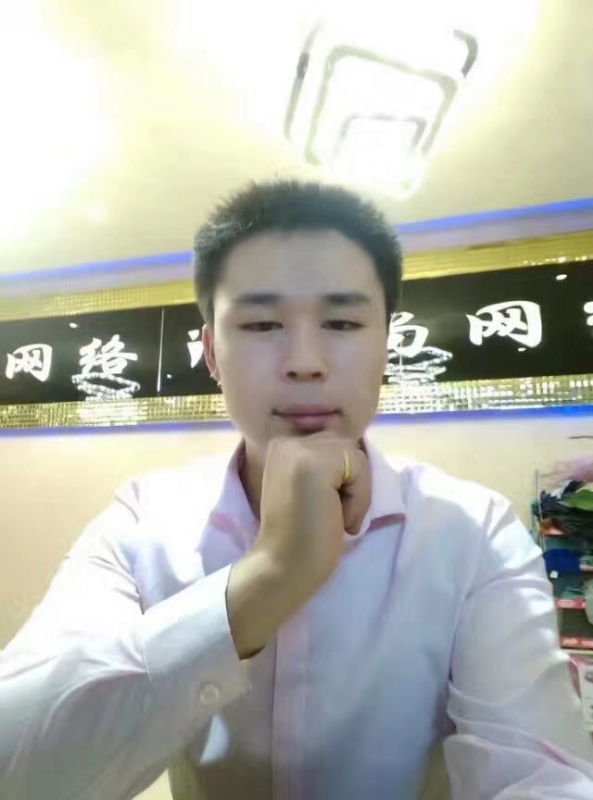 沉默寡言的第一张照片--父母相亲团