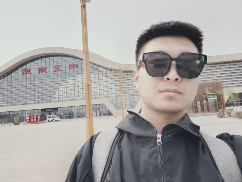 起因的第一张照片--父母相亲团