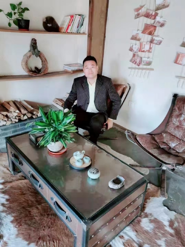 博哥的第一张照片--父母相亲团