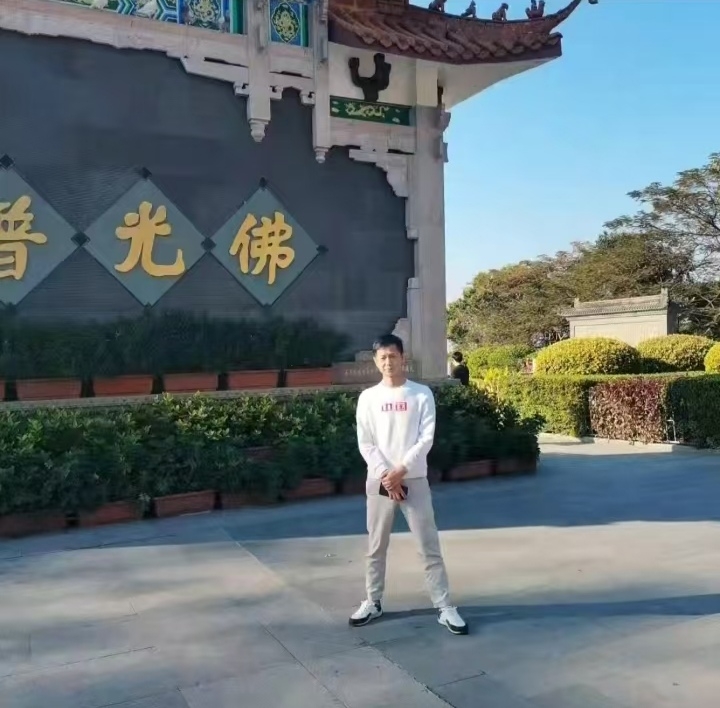 星艺的第一张照片--父母相亲团