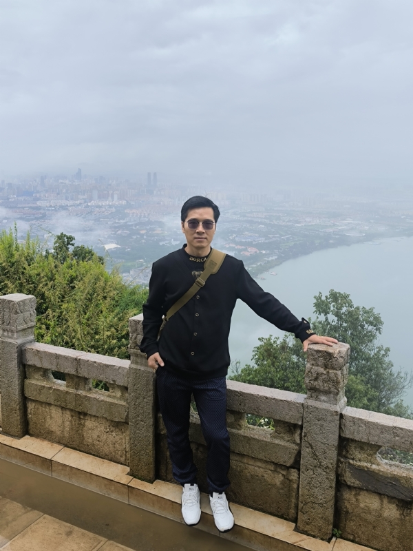 千年老妖的第二张照片--父母相亲团