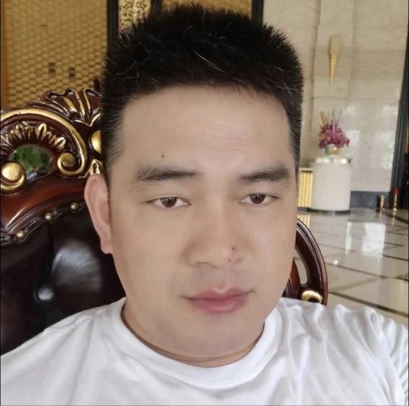 随风的第一张照片--父母相亲团