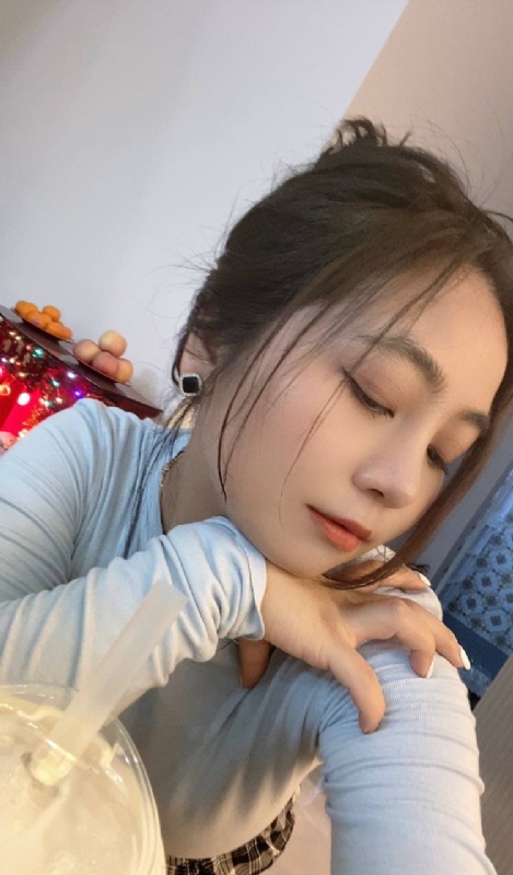 艳秋的第一张照片--父母相亲团