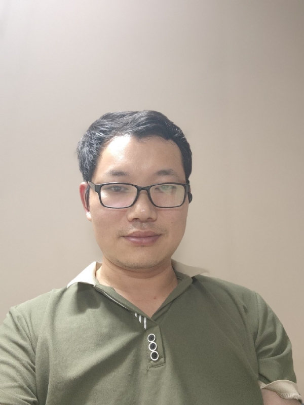 梦泽的第一张照片--父母相亲团