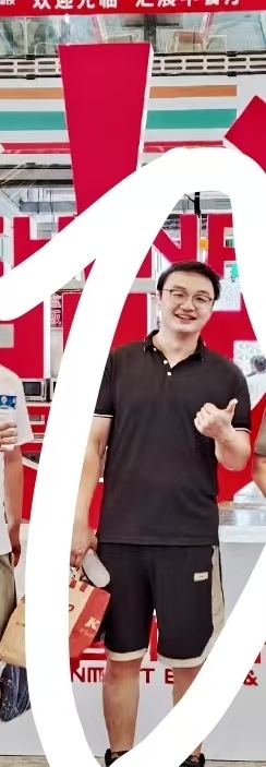 爱吃肉的第一张照片--父母相亲团