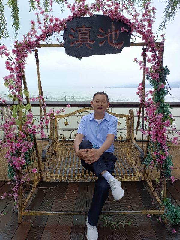 奋斗的第一张照片--父母相亲团