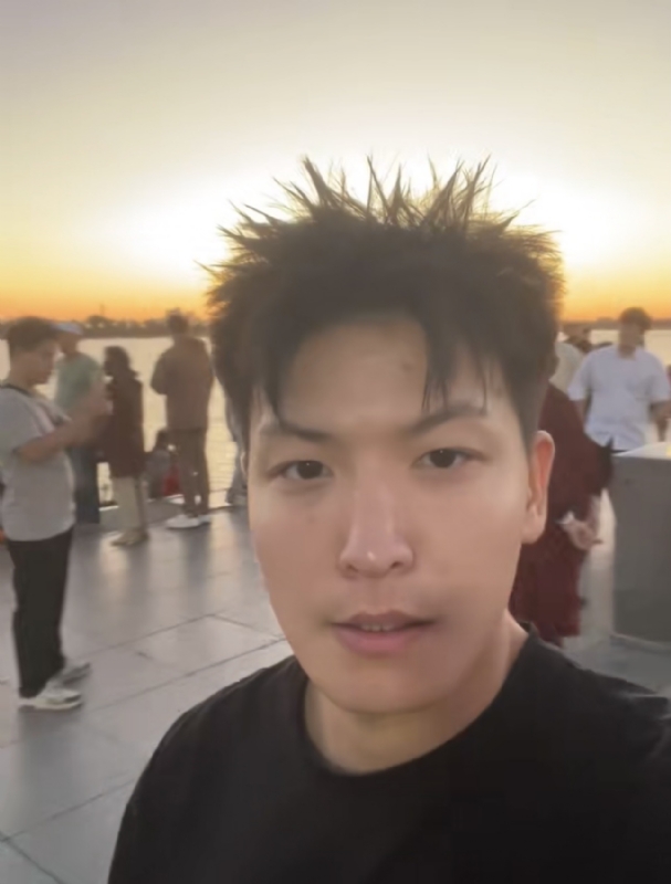 姚荫博的第二张照片--父母相亲团