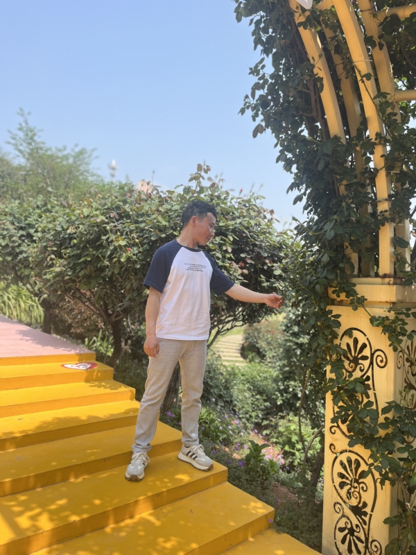 罗湘的第一张照片--父母相亲团