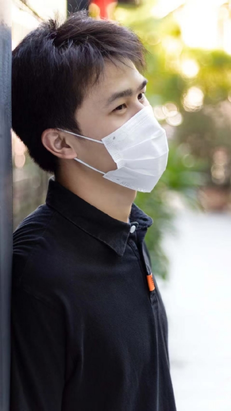 康庆浩的第一张照片--父母相亲团