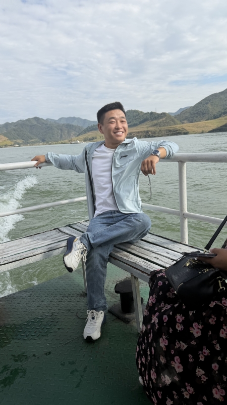 烟花易笑的第二张照片--父母相亲团